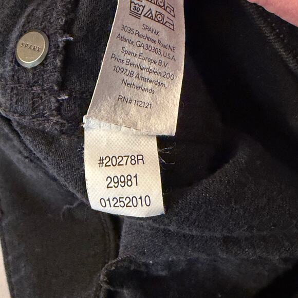 Spanx Ankle Skinny Jeans Clean Black Size Large #20278R Pull-On Shaping Denim - Picture 7 of 8